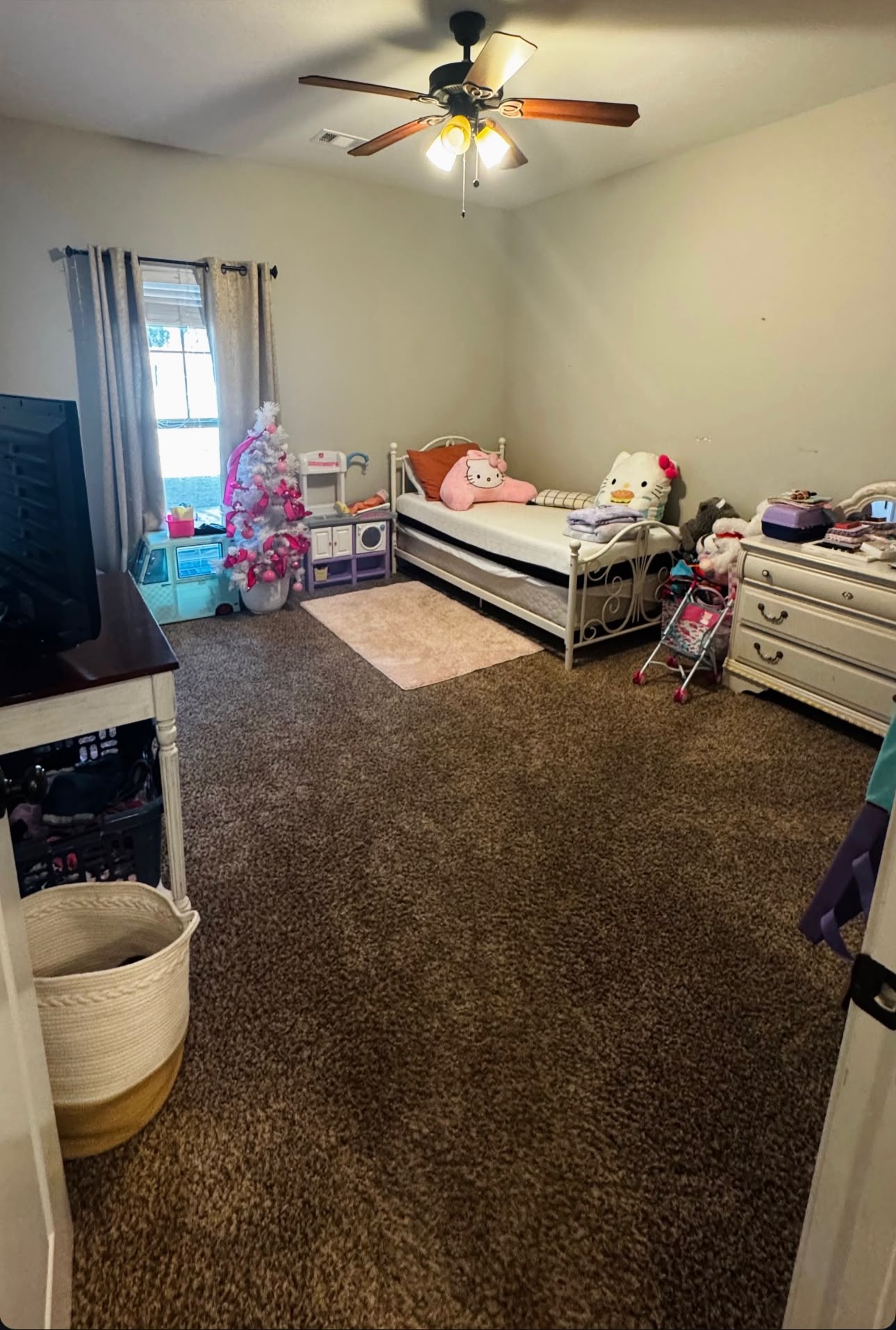 Bedroom Deep Clean after cleaning